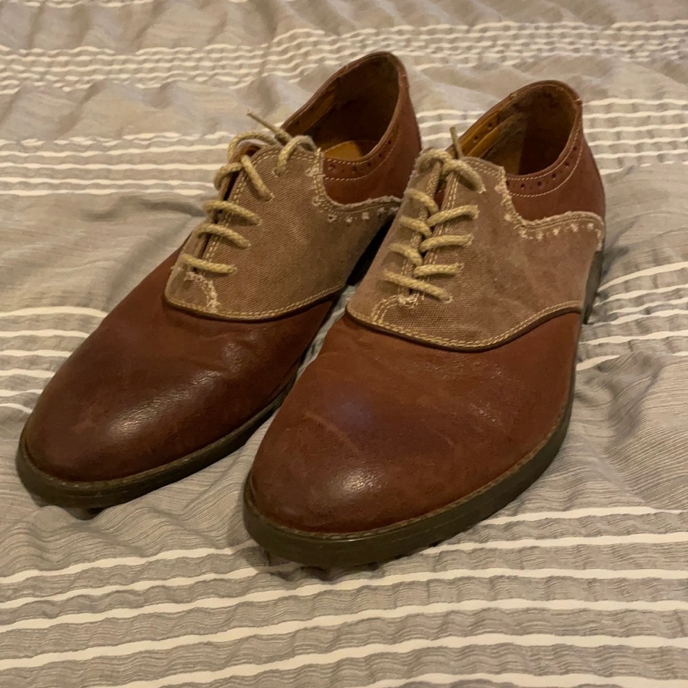 Men’s Brown Clarks Dress Shoes